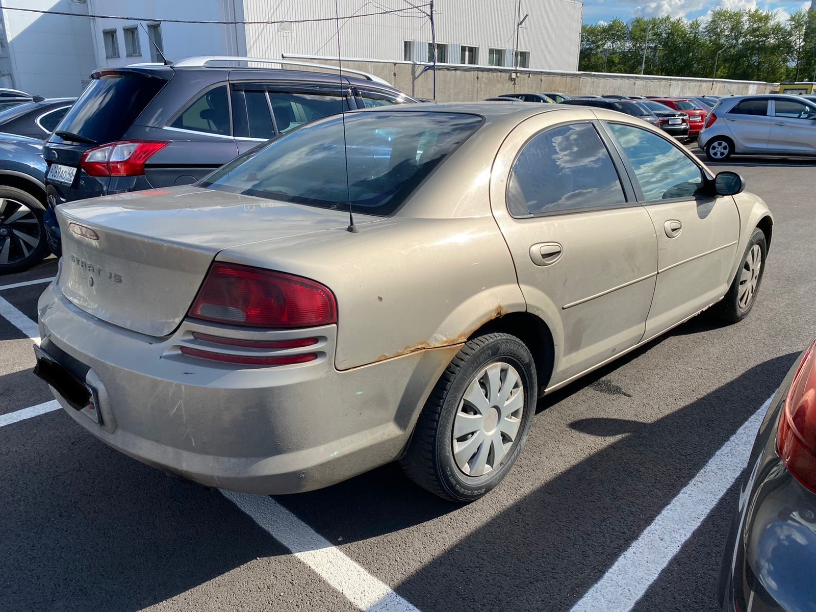 Лот № 202386 Dodge Stratus