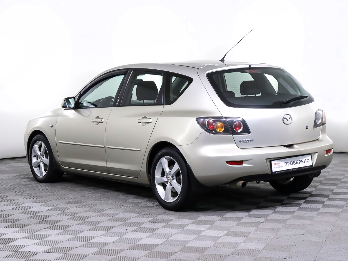 Лот № 217605 Mazda 3